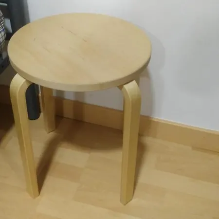 بيت شباب De *