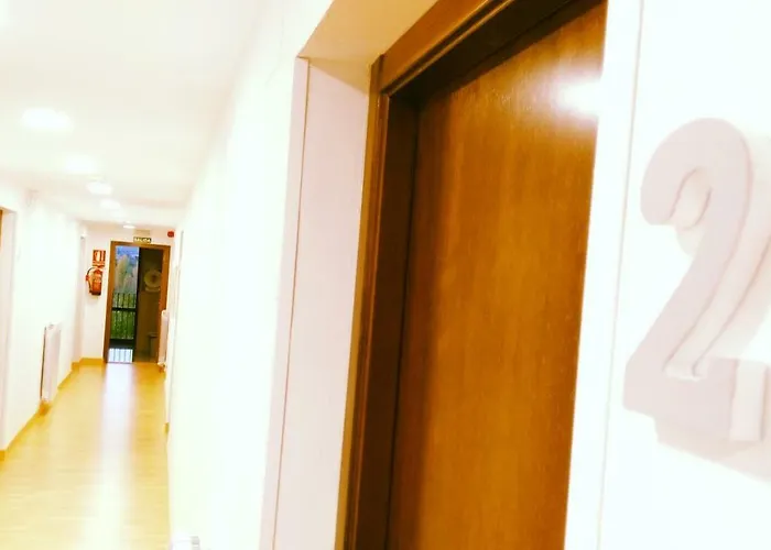 De Benabarre-calumet Hostel *